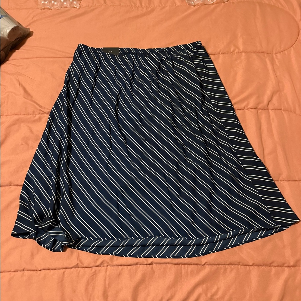 Banana Republic Striped Midi A-Line Skirt in Navy and White